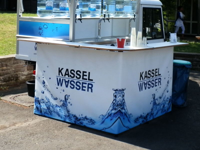 Melex Elektromobil mit Wasserbar von Kassel Wasser
