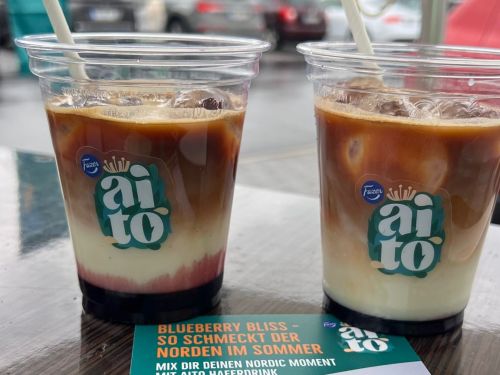 AITO Haferdrink Becher