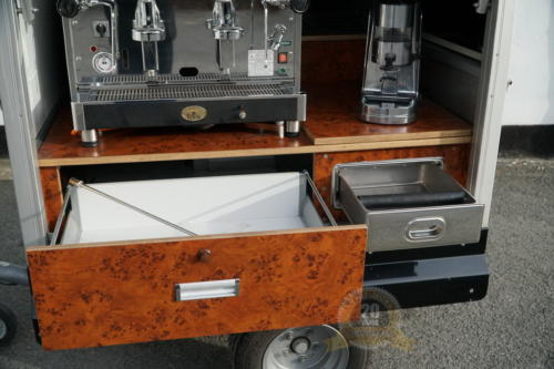Die kleine Coffeebox. Das kleinen Anhänger Kaffeemobil.
