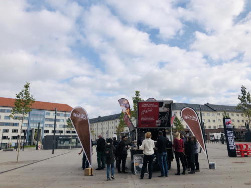 McCafé Roadshow 2019 mit Radio Energy Sachsen und dem Kaffeemobil on Schira Café.
