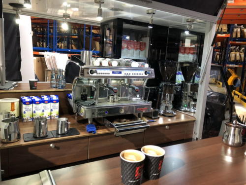 Das Thule Barista Espressomobil bei der Firma Hartje , das mobile Kaffee